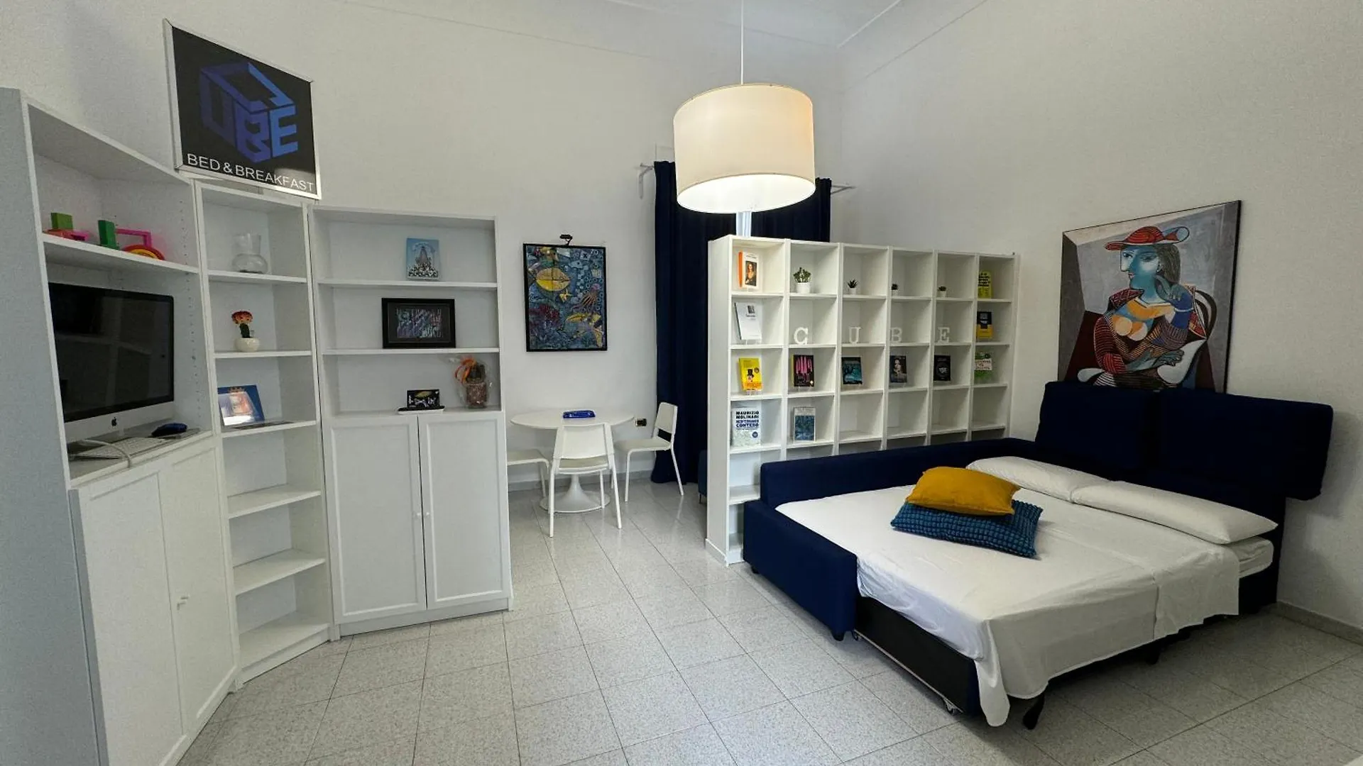 Apartment Suite Cube Al Centro Storico Vicino La Scuola Vespucci Con Parcheggio Su Richiesta Frattamaggiore