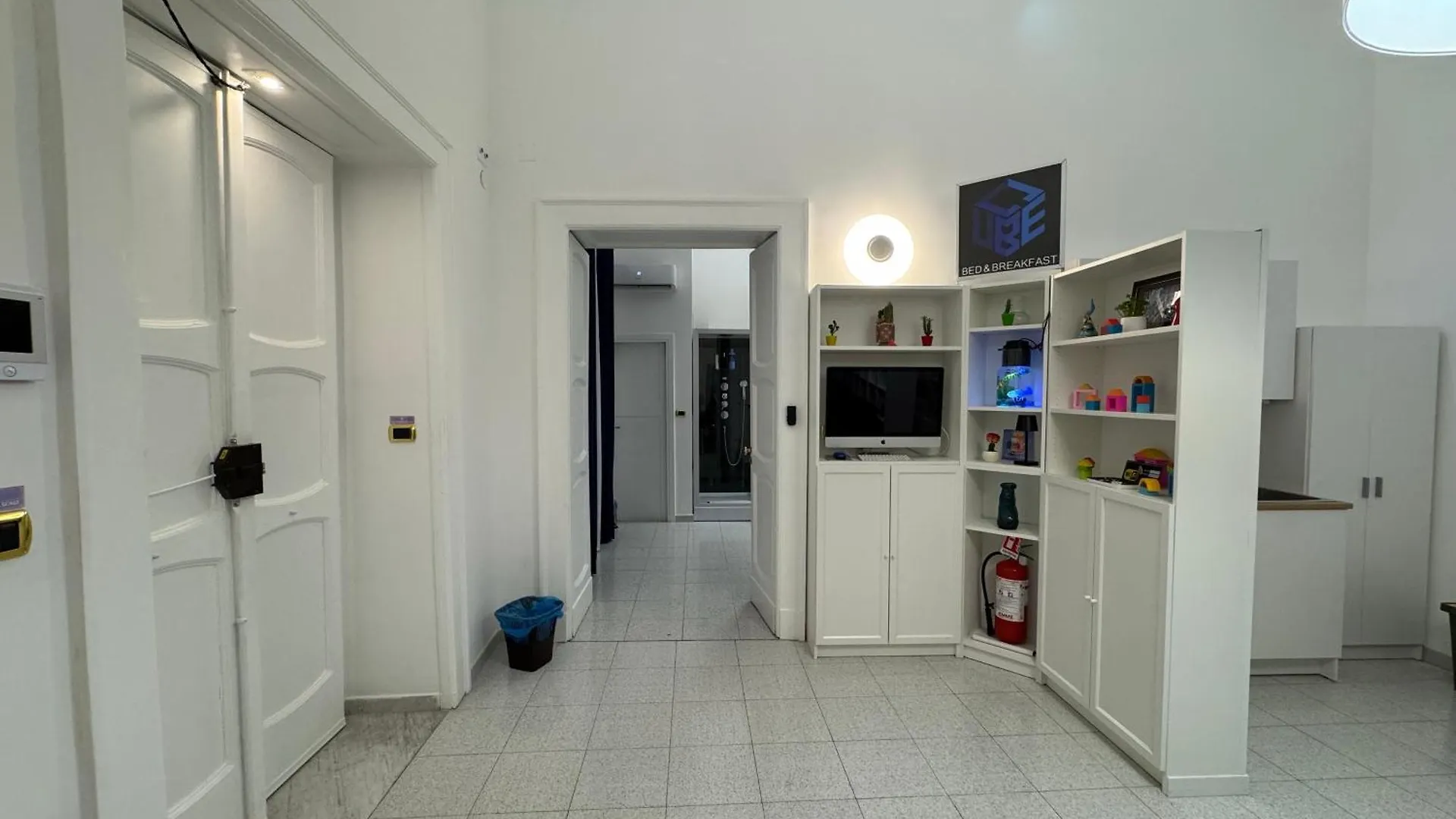 Apartment Suite Cube Al Centro Storico Vicino La Scuola Vespucci Con Parcheggio Su Richiesta Frattamaggiore