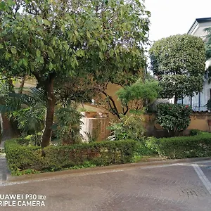 Giardino Degli Aranci Hotel