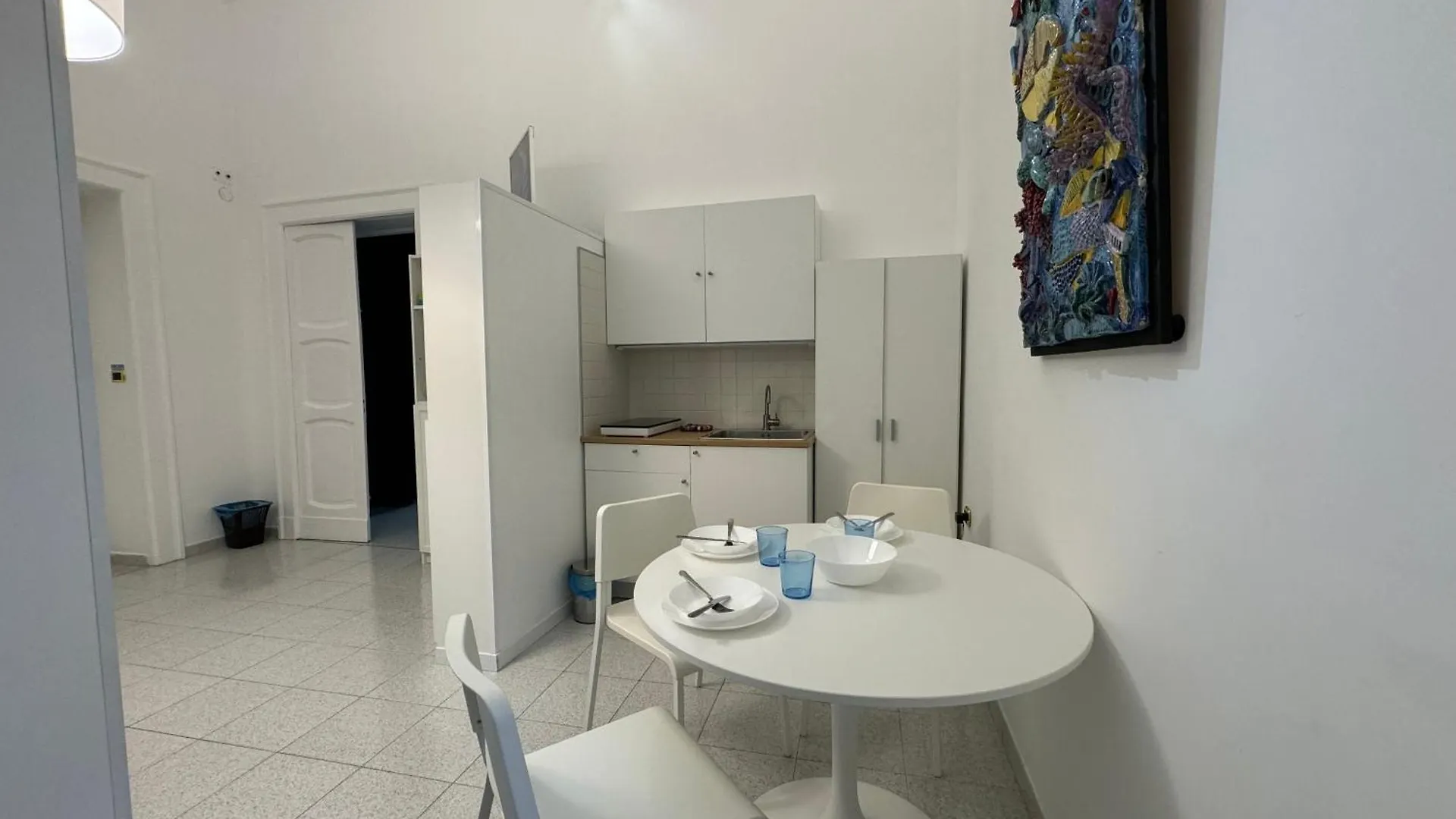 Apartment Suite Cube Al Centro Storico Vicino La Scuola Vespucci Con Parcheggio Su Richiesta Frattamaggiore Italy