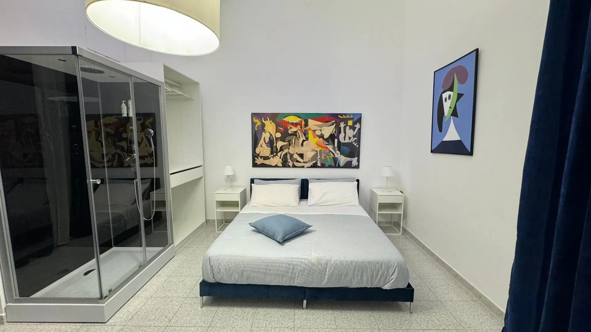 Apartment Suite Cube Al Centro Storico Vicino La Scuola Vespucci Con Parcheggio Su Richiesta Frattamaggiore Italy