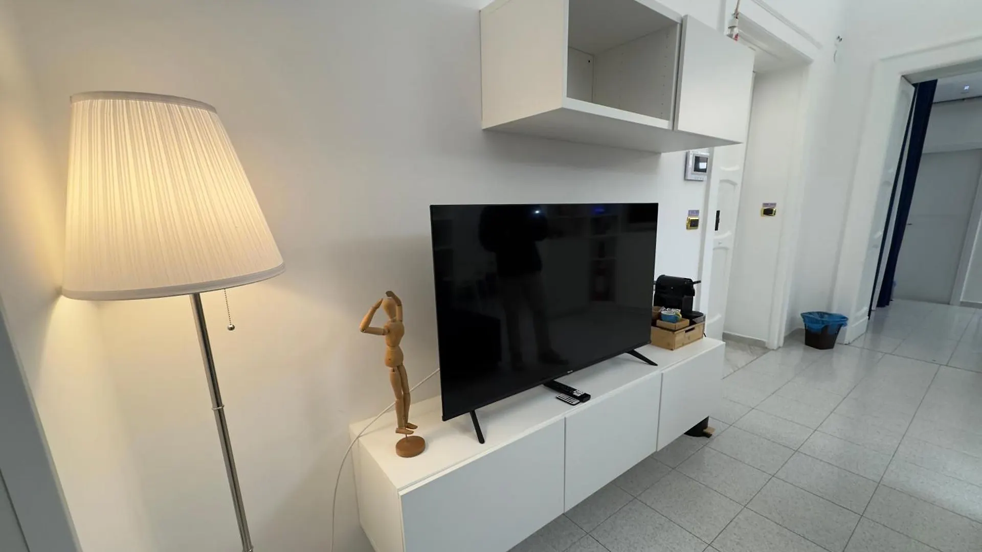 Suite Cube Al Centro Storico Vicino La Scuola Vespucci Con Parcheggio Su Richiesta Frattamaggiore Apartment
